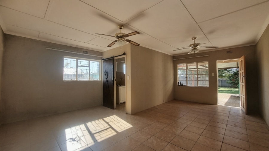 3 Bedroom Property for Sale in Oranjeville Free State